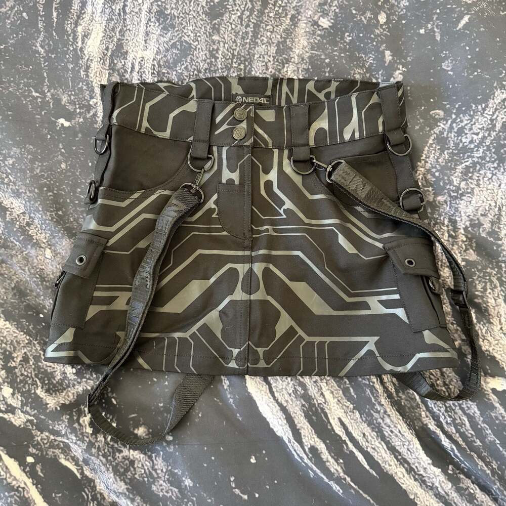 Neo4ic EVE4 Cyberpunk Mini Cargo Skirt - Picture 3 of 10